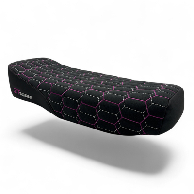 ZT-Tuning exclusiv Alcantara Sitzbank Doppelwabe, Naht  Violett GEN 2 passend für Simson S50, S51, S70 #1